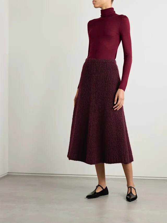GABRIELA HEARST Perses cashmere midi skirt in Red, photo 2 of 2 from NET-A-PORTER (Canada)