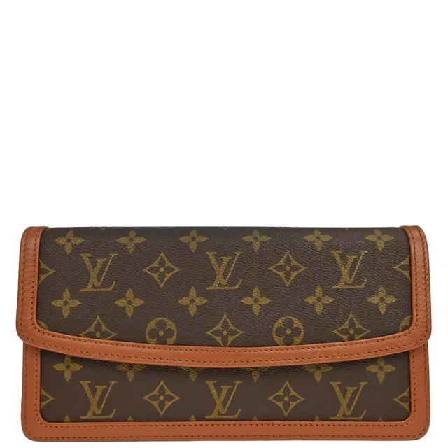 Louis Vuitton 1990 Monogram Pochette Dame PM Clutch Bag M51812 in Coated canvas from AMORE Vintage Tokyo
