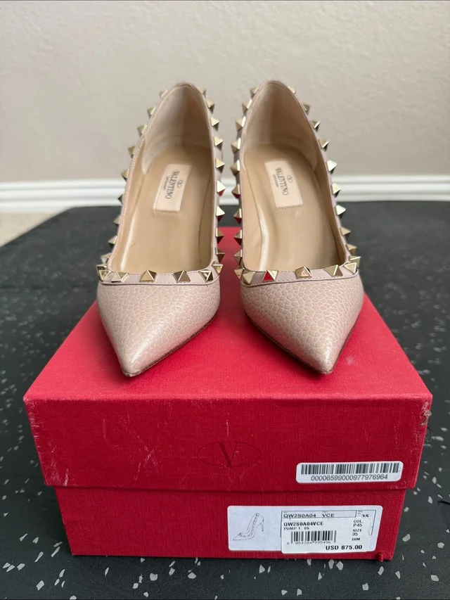Valentino Garavani Size 35 Or 5 Nude Pink Leather Rockstud Pointed Pumps in neutral|brown Leather from Poshmark
