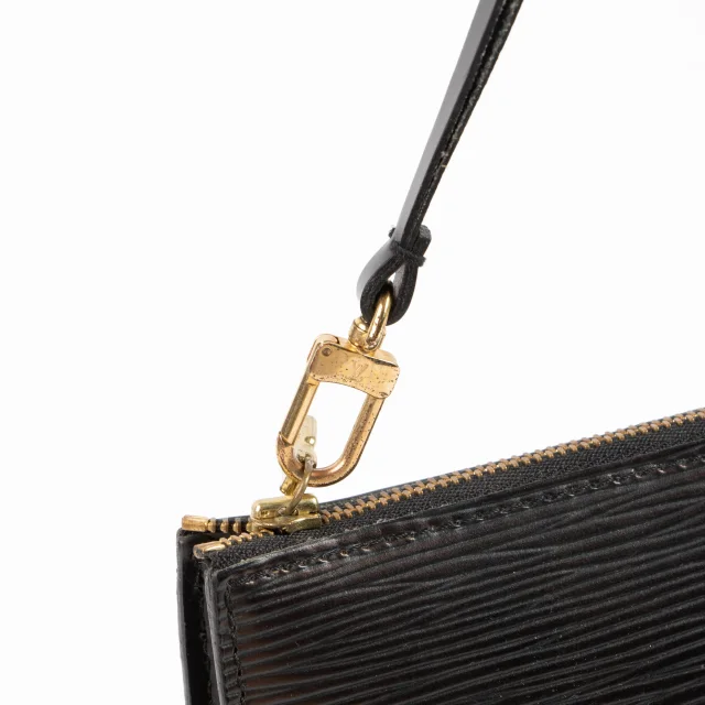 Louis Vuitton Epi Leather Pochette Accessoires in Black Leather from Labellov, photo 6 of 7