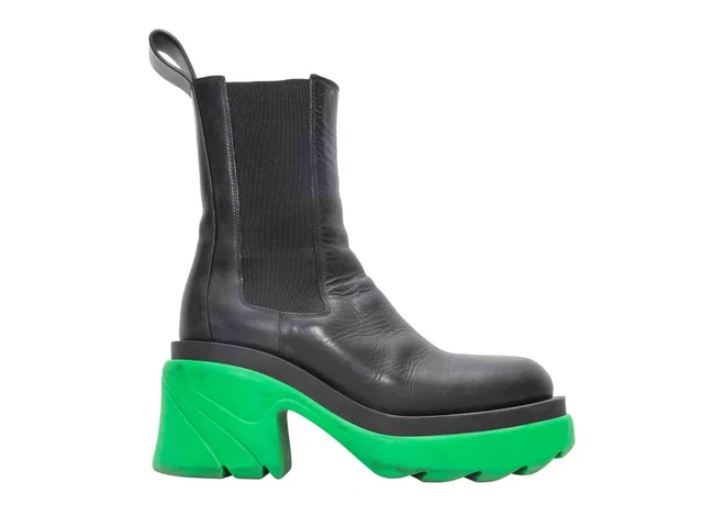 Black & Green Bottega Veneta Heeled Mid-Calf Boots Size 39.5 in Black Leather from Designer Revival
