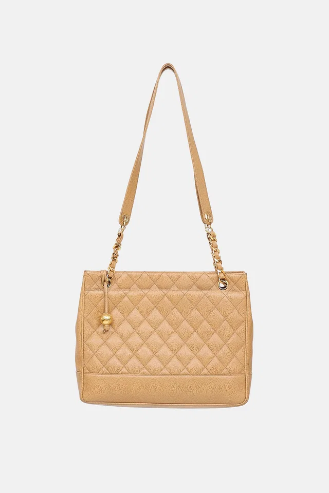 Chanel 1990's Matelasse Chain Tote Bag in Leather from VSP Consignment