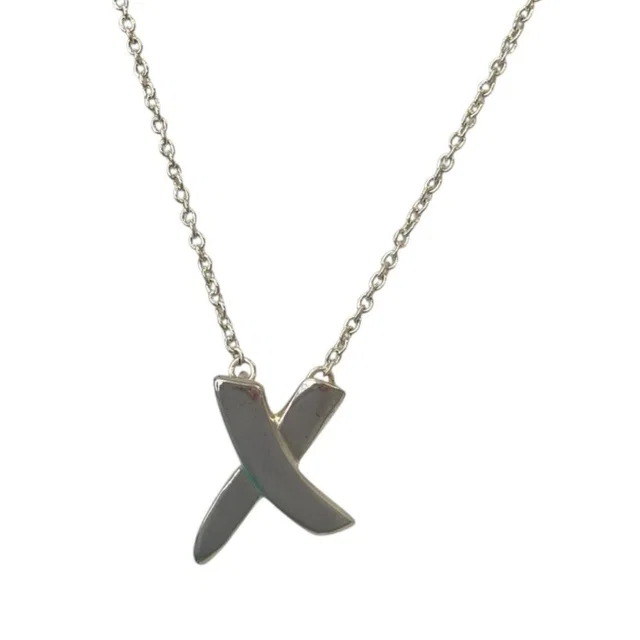 Tiffany & Co. Paloma Picasso Graffiti Kiss Necklace 925 Sterling Silver in Silver from The Reluxe
