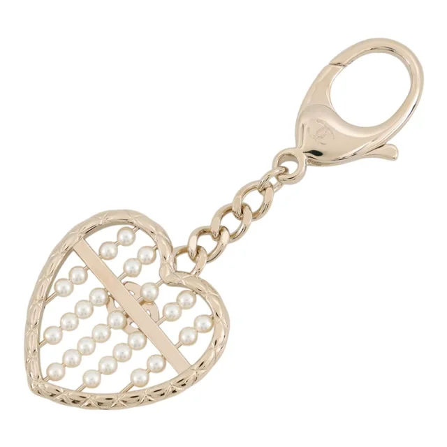 Chanel Heart Bag CharmABG045 Metal Faux Pearl from GALLERY RARE, photo 3 of 9