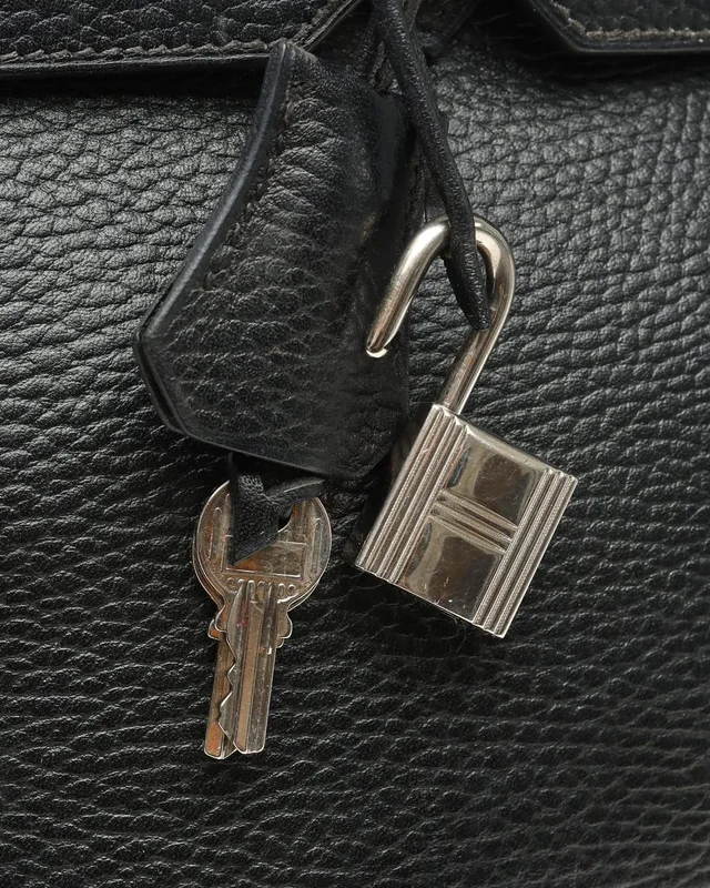 Hermès Birkin 35 Ardennes Bag in Leather from A Retro Tale, photo 6 of 18