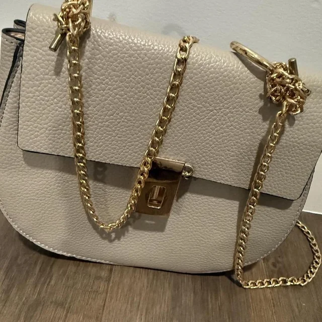 Chloé Women's Shoulder bags - Cream/Tan in neutral|brown from Depop, photo 1 of 1