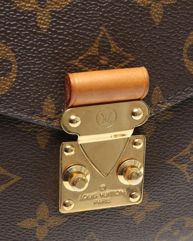 Louis Vuitton Monogram Pochette Métis Bag in Coated canvas from A Retro Tale, photo 6 of 10