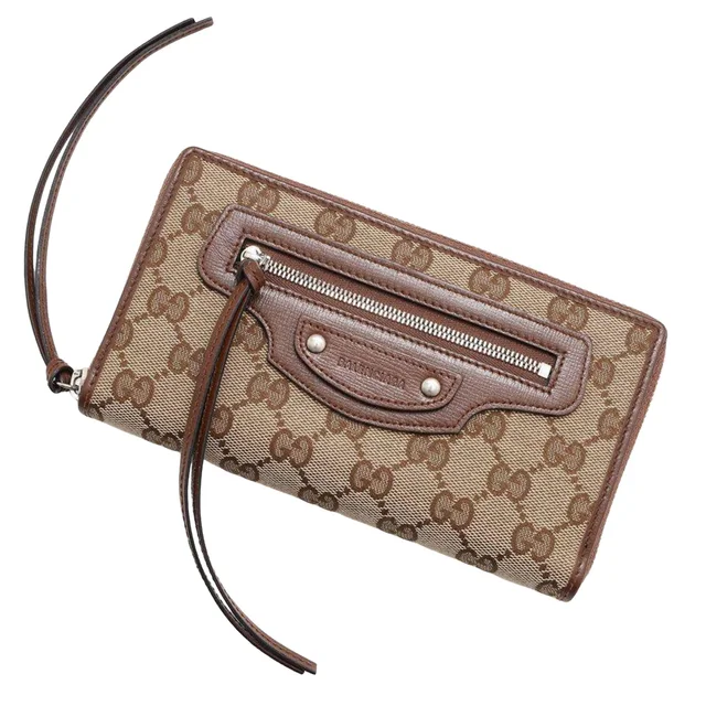 Gucci GG canvas in Canvas from The Brand Collector