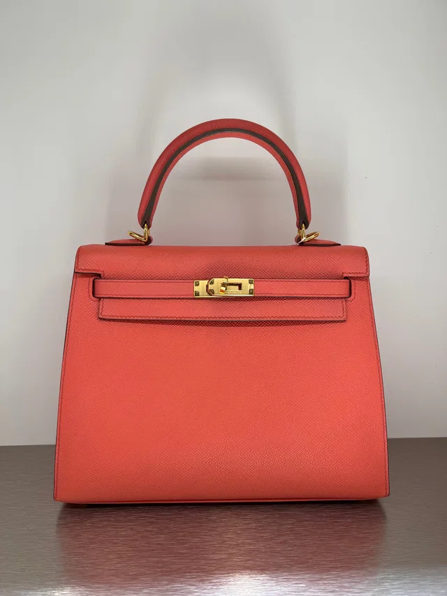 Hermès Kelly 25 Sellier Flamingo Epsom GHW #T in Epsom leather from Luxury Promise