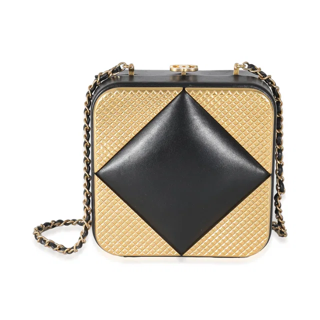 Chanel Black Lambskin Gold Metal Square Cc Clutch Black; Leather Handbag in Black Lambskin from HEWI