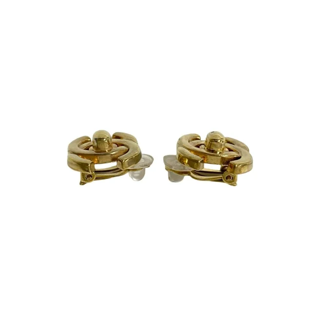 Chanel Other jewelry in Gold Gold-plated from LuxUness, photo 3 of 5