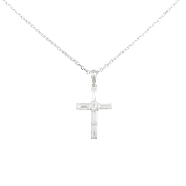 Boucheron 750 White Gold Diamond Necklace in White from LuxUness