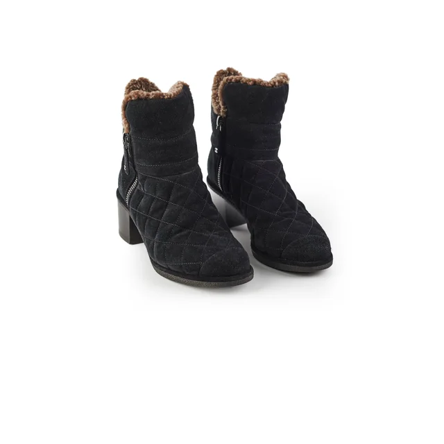 Chanel Boots Size 35.5 in Black Suede from The Purse Affair