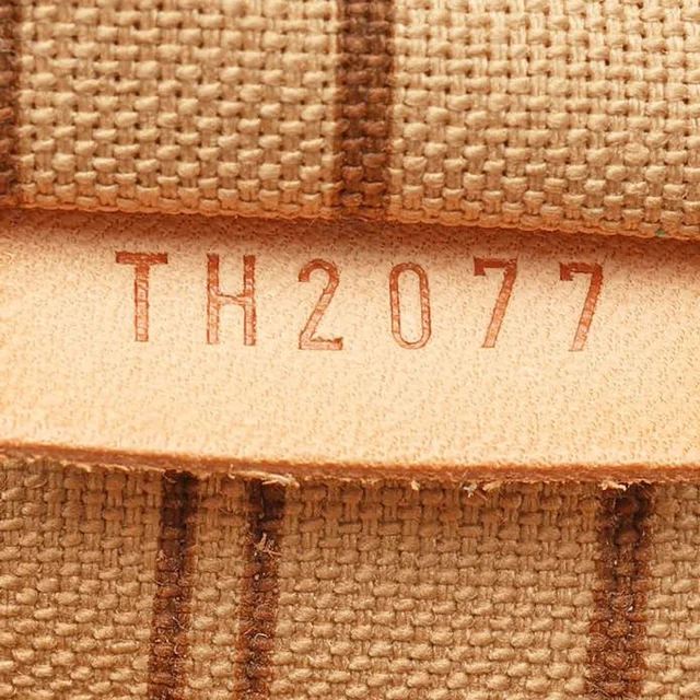 Louis Vuitton Monogram Neverfull GM Tote Bag in Coated canvas from A Retro Tale, photo 9 of 9