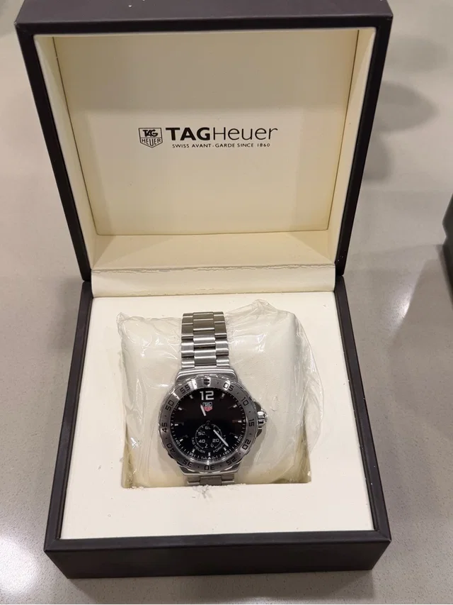 TAG Heuer Formula 1 Men’s Chronograph Quartz Watch Wau1112 in silver|black|gray from Poshmark