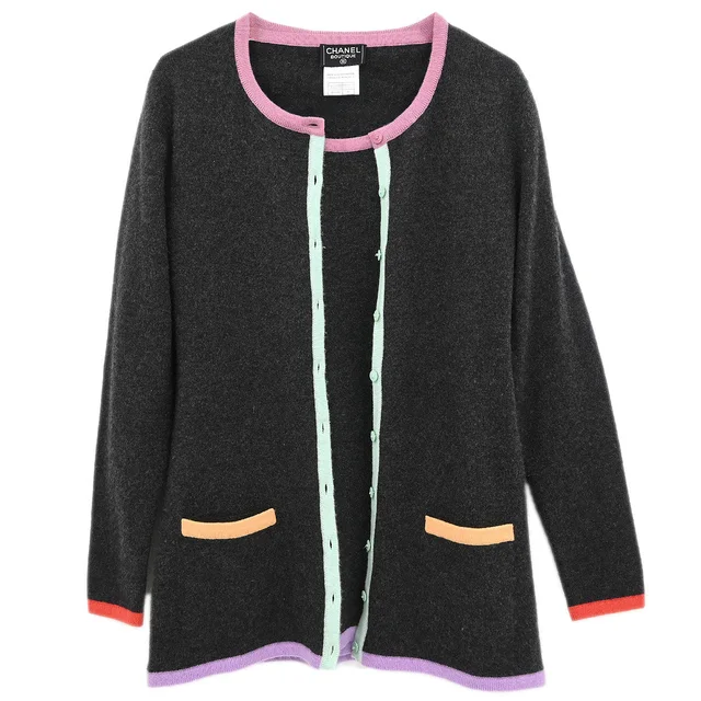 Chanel 1998 Set Cardigan Short Sleeve Top Gray #40 in Grey Cashmere from AMORE Vintage Tokyo