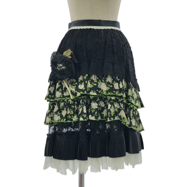 Dolce & Gabbana Lace Contrast Flower Print Skirt 36 Black White in Black Silk from The Reluxe