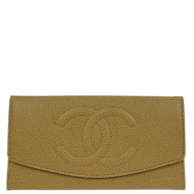 Chanel 1996-1997 Beige Caviar Skin Long Wallet in Beige Caviar leather from AMORE Vintage Tokyo