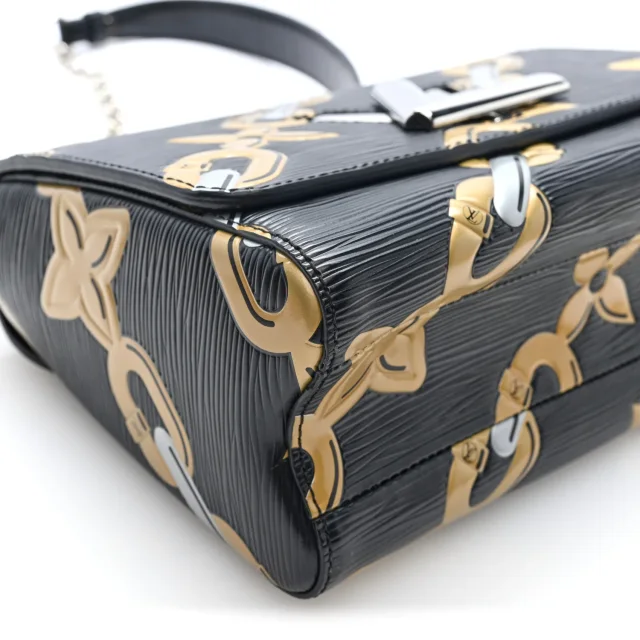 Louis Vuitton Epi Chain Flower Twist Shoulder Bag MM Black in Black Leather from FASHIONPHILE, photo 9 of 10