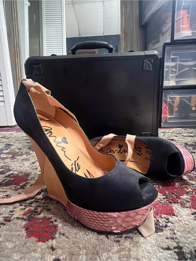 Lanvin “Puzzle” Resort 2011 Navy Suede & Pink Python Peep Toe Wedge in black|pink Suede from Poshmark