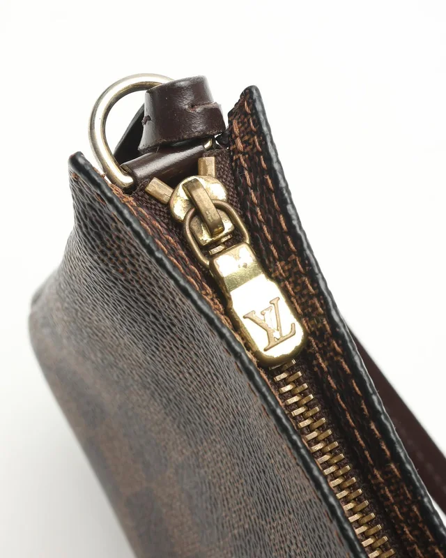 Louis Vuitton Damier Navona Bag from A Retro Tale, photo 5 of 9