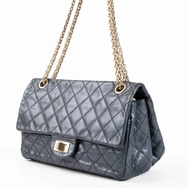 Chanel Metallic Blue Aged Calfskin Accordion Medium 2.55 Reissue Bag in Blue Calfskin from Labellov, photo 2 of 6
