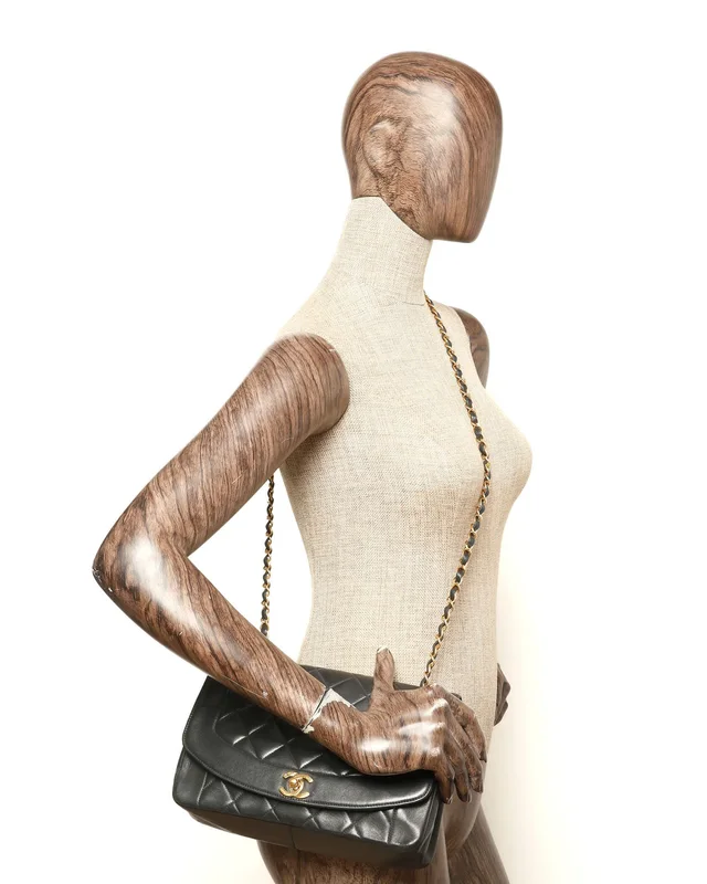 Chanel CC Medium Diana Flap Bag in Woven leather from A Retro Tale, photo 9 of 9