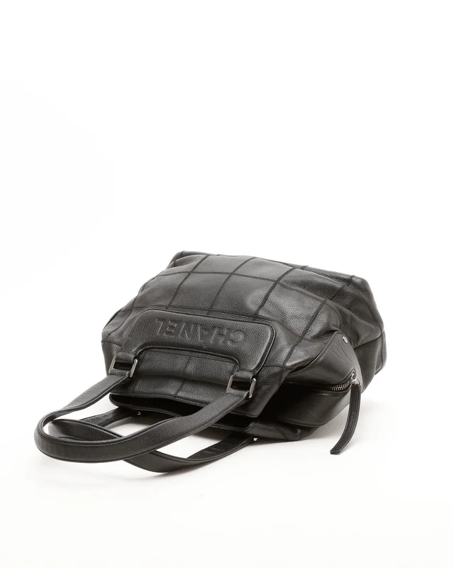Chanel Caviar Chocolate Bar Shoulder Bag in Brown Caviar leather from A Retro Tale, photo 3 of 9