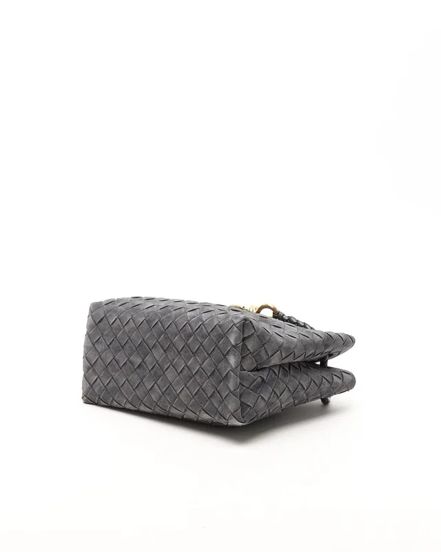 Bottega Veneta Intrecciato Small Andiamo Bag in Woven leather from A Retro Tale, photo 4 of 10