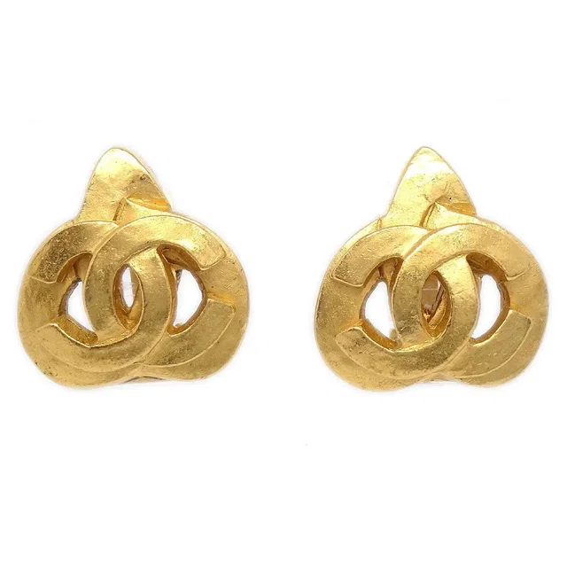 Chanel 1997 Heart CC Earrings Gold Small in Gold from AMORE Vintage Tokyo