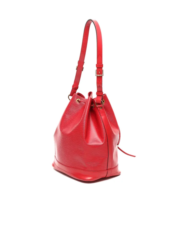 Louis Vuitton Aerogram Key Pouch in Leather from A Retro Tale, photo 5 of 13