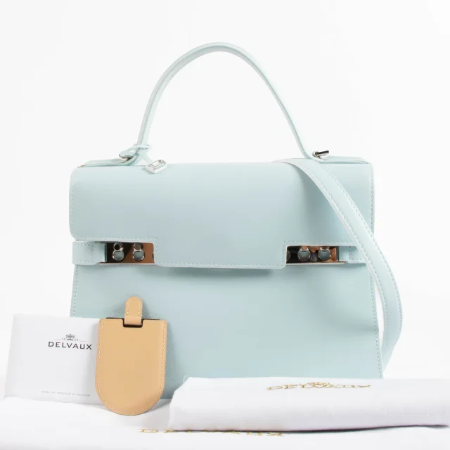 Delvaux Celadon Calf Souple Tempête MM Bag in Leather from Labellov, photo 2 of 9