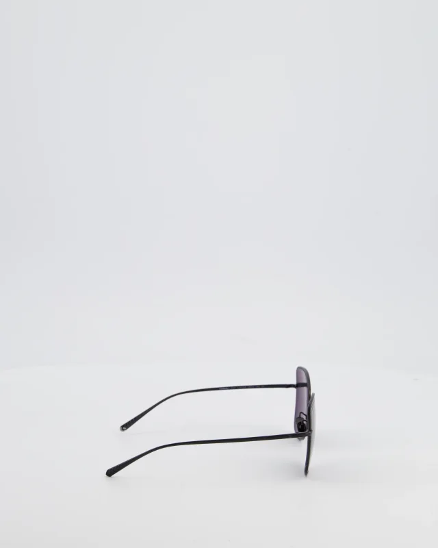 Chanel Black Metal Frame Sunglasses with Logo Detail in Black from Sellier, photo 3 of 4