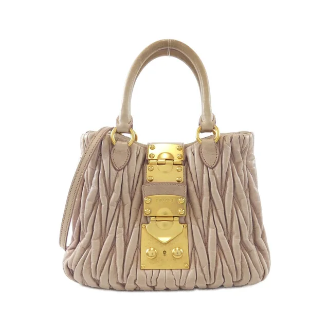 Miu Miu ミュウミュウ バッグ in PINK(ピンク) / GOLD(ゴールド)金具 MATELASSE from KOMEHYO