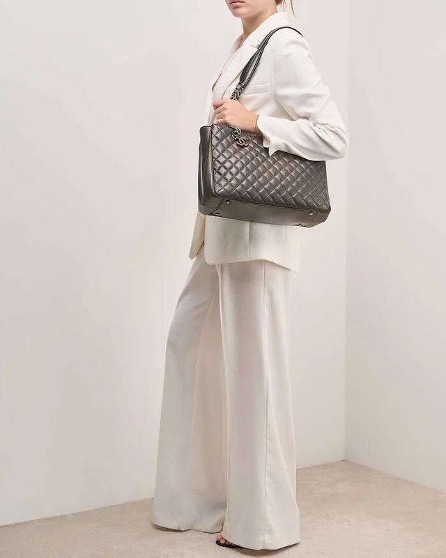 Chanel Shopping Tote GST Caviar Anthracite / Metallic in Grey, Multicolour Caviar leather from SACLÀB, photo 2 of 2