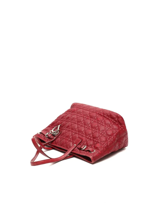 Dior Cannage Tote Bag in Coated canvas from A Retro Tale, photo 4 of 11