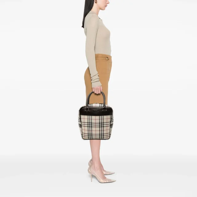Beige Burberry House Check Canvas Handbag in Beige Canvas from Designer Revival, photo 7 of 7