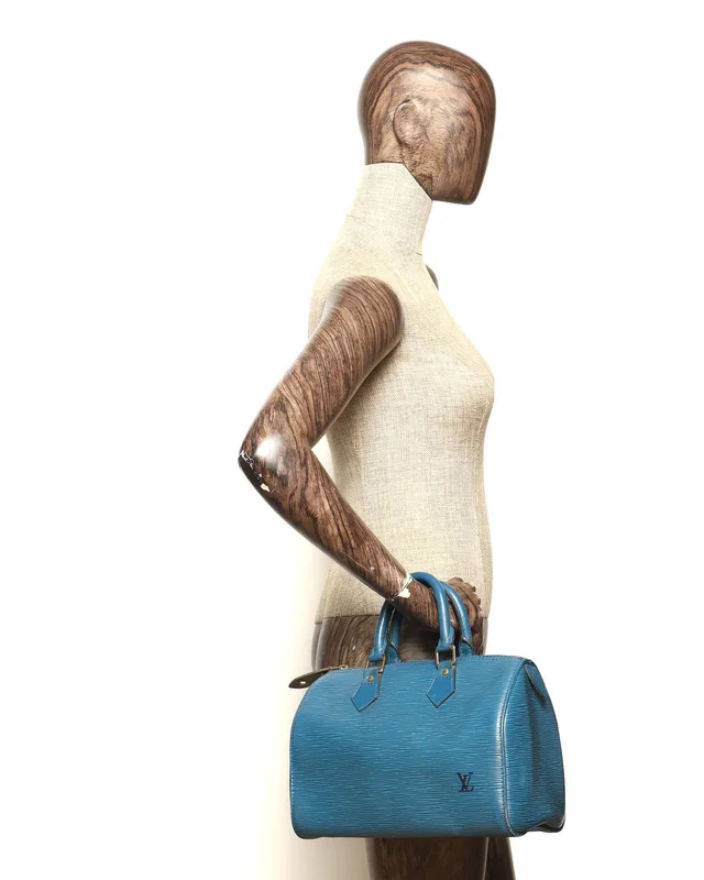 Louis Vuitton Epi Speedy 25 Bag in Leather from A Retro Tale, photo 9 of 9