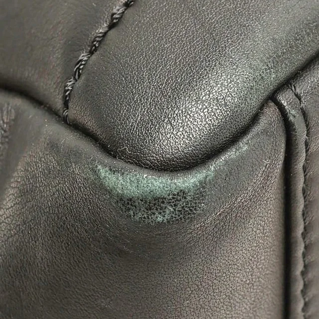 Chanel Chocolate Bar Tote Bag in Brown Leather from A Retro Tale, photo 7 of 10
