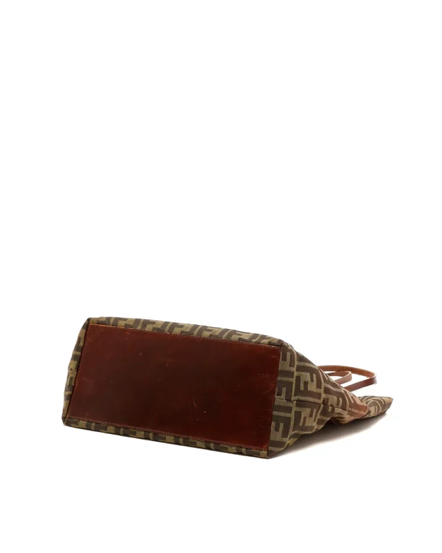 Fendi Zucca Tote Bag in Canvas from A Retro Tale, photo 5 of 9