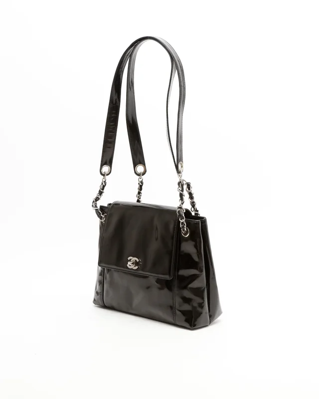 Chanel Patent CC Chain Bag in Patent leather from A Retro Tale, photo 2 of 12