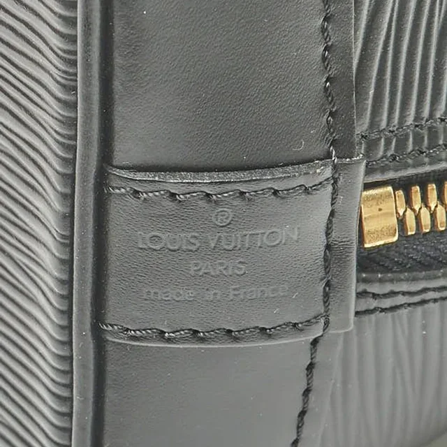Louis Vuitton Epi Alma PM Bag in Leather from A Retro Tale, photo 10 of 13