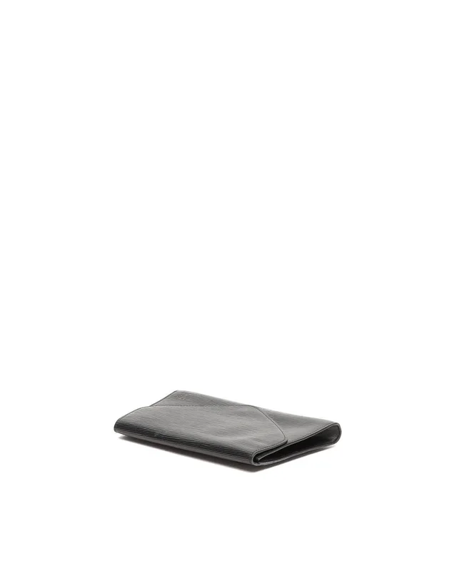 Louis Vuitton Epi Art Deco Clutch Bag in Leather from A Retro Tale, photo 4 of 9