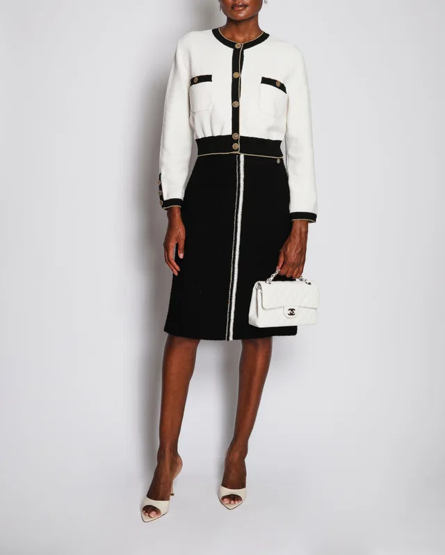 Chanel 20/A Black Tweed Midi Skirt with Knitted Stripe Detail Size FR 38 (UK 10) in Black Tweed from Sellier
