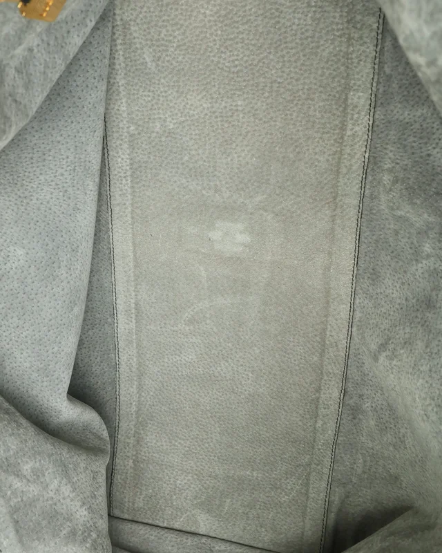 Loewe Amazona 50 Weekend Bag in Suede from A Retro Tale, photo 8 of 9