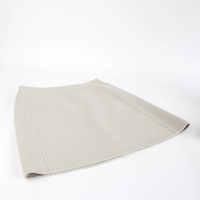 'S Max Mara Cream Skirt - Size FR42 in White from Labellov, photo 3 of 3