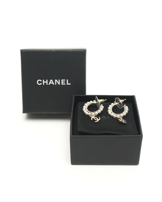 Chanel CC Pearl Hoop Earrings from A Retro Tale, photo 2 of 4