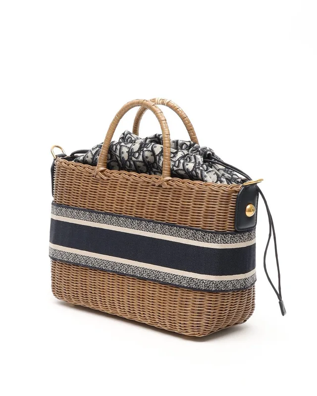 Dior Large Oblique Jacquard Wicker Basket Bag in Raffia from A Retro Tale, photo 3 of 12