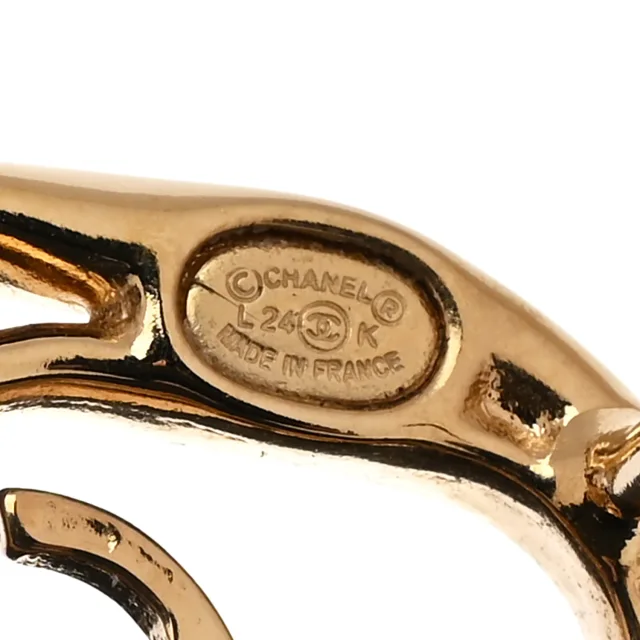 Chanel Metal CC Swirl Earrings Gold in Gold from FASHIONPHILE, photo 4 of 5