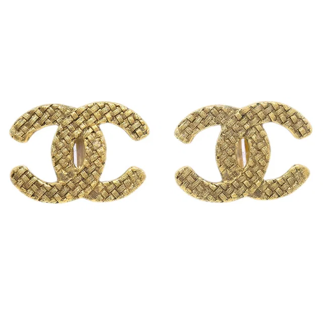 Chanel Woven CC Earrings Clip-On 29 2878 in Woven leather from AMORE Vintage Tokyo